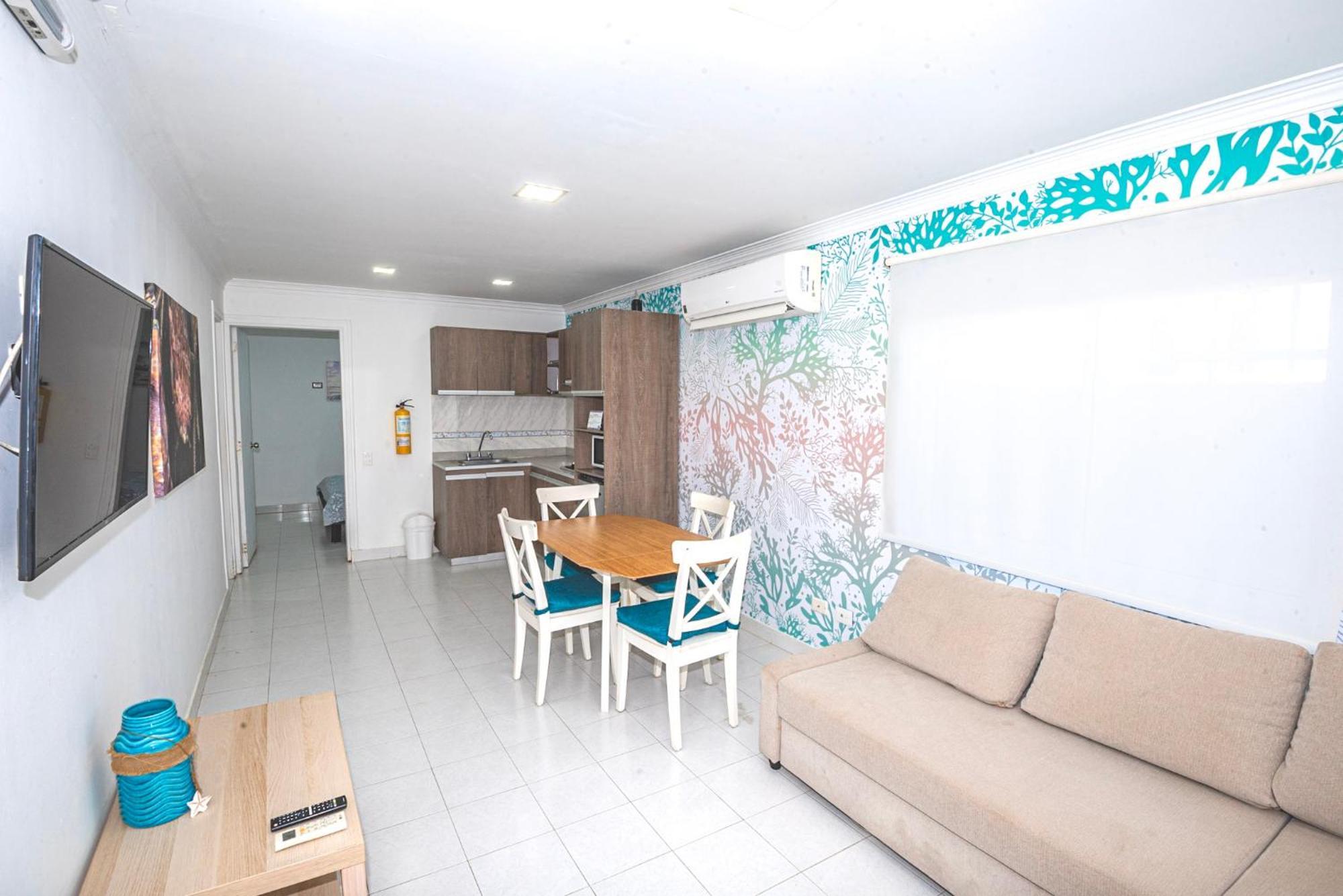 By The Sea Guest House San Andrés Екстериор снимка